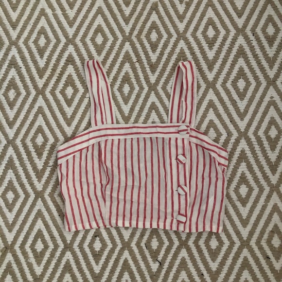 Forever 21 Contemporary Crop Top - Picture 1 of 3